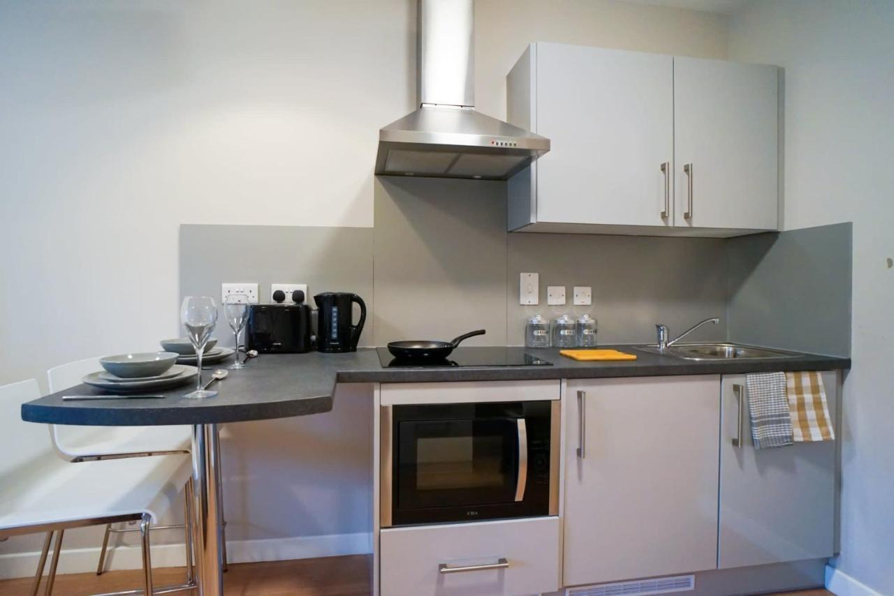 1 Bedroom Apartments, Studios And Ensuite Bedrooms With Shared Kitchen At Centro House In Stirling Luaran gambar